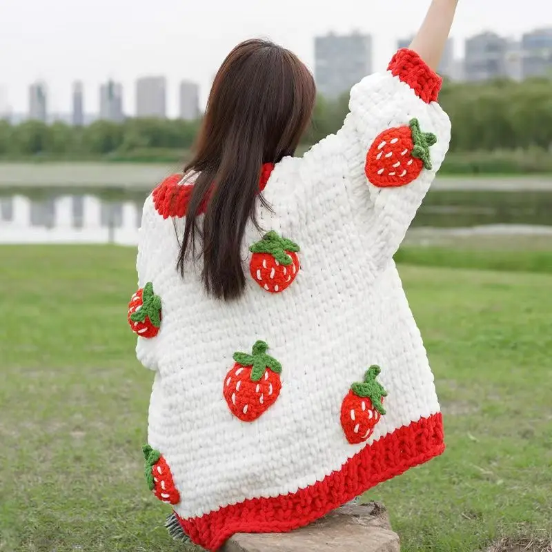 Strawberry sweater coat 3D material decoration super soft super comfortable girlfriend super hot top star influencer style
Strawberry sweater coat 3D material decoration super soft super comfortable girlfriend super hot top star influencer style