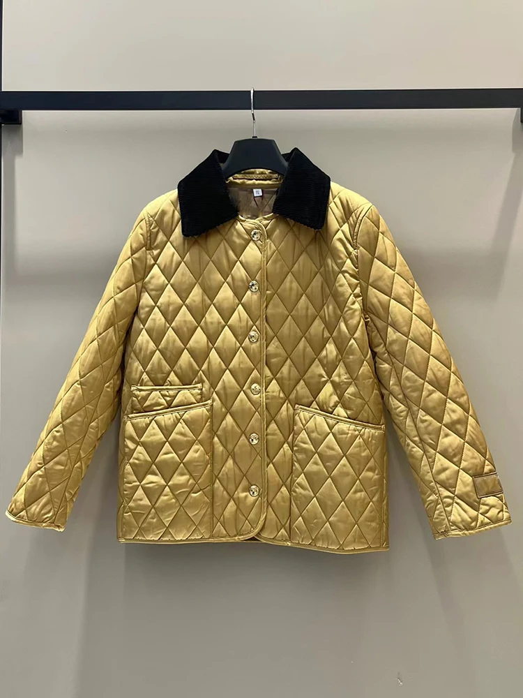 Vintage contrast corduroy lapel diamond check cotton jacket women's new winter fashion luxury all-match cotton jacket
Vintage contrast corduroy lapel diamond check cotton jacket women's new winter fashion luxury all-match cotton jacket