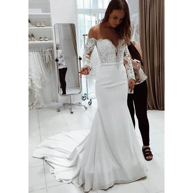 2022 New Lace Wedding Dress Simple Style And Ground Skirt Translucent Round Neck Long Sleeve Design Hollow Back Chiffon Material
2022 New Lace Wedding Dress Simple Style And Ground Skirt Translucent Round Neck Long Sleeve Design Hollow Back Chiffon Material