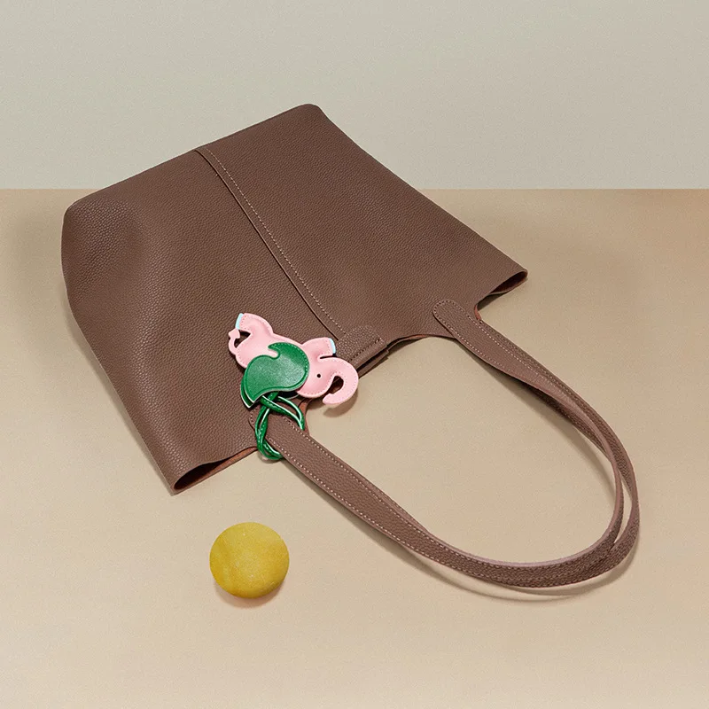 Korean Original High-Grade Lychee Grain Leather Tote Bag Large Capacity Female Leisure Commuting One Shoulder Handle New 2022 
Korean Original High-Grade Lychee Grain Leather Tote Bag Large Capacity Female Leisure Commuting One Shoulder Handle New 2022