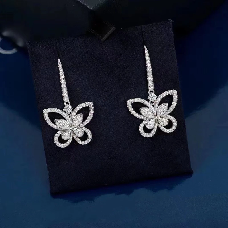 European Top Jewelry 925 Sterling Silver Phantom Butterfly Earrings Women's Fashion Brand Light Luxury Elegant Stud Earrings
European Top Jewelry 925 Sterling Silver Phantom Butterfly Earrings Women's Fashion Brand Light Luxury Elegant Stud Earrings
