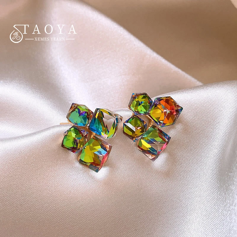 Design Fantastic Colorful Crystal Geometric Square Earrings with Different Angles and Colors Unusual Jewelry for Women or Girls
Design Fantastic Colorful Crystal Geometric Square Earrings with Different Angles and Colors Unusual Jewelry for Women or Girls