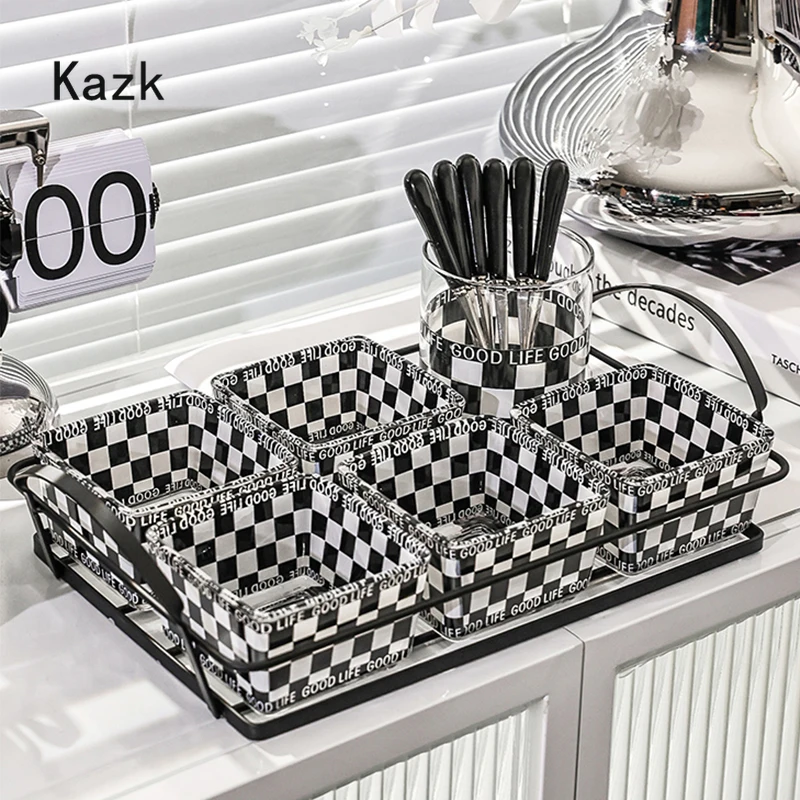 Checkerboard Grid Glass Fruit Bowl Creative Fashion Square Multiple Candy Snack Bowls Set Living Room Coffee Table Decoration
Checkerboard Grid Glass Fruit Bowl Creative Fashion Square Multiple Candy Snack Bowls Set Living Room Coffee Table Decoration