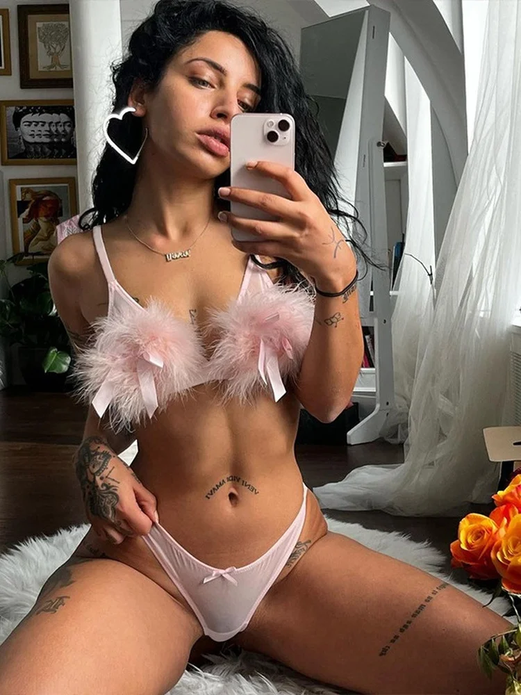 Sensual Exotic Sets Mesh Feather Bowkont Hollow Out Outfits Women's Underwear Hot SeyTwo Piece Lingerie Suit Pink Bra Panties
Sensual Exotic Sets Mesh Feather Bowkont Hollow Out Outfits Women's Underwear Hot SeyTwo Piece Lingerie Suit Pink Bra Panties