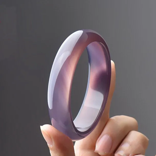 Brazil Agate High Ice Ash Purple Chalcedony Bracelet Women's Ice Imperial Purple Fashion Bracelet
Brazil Agate High Ice Ash Purple Chalcedony Bracelet Women's Ice Imperial Purple Fashion Bracelet