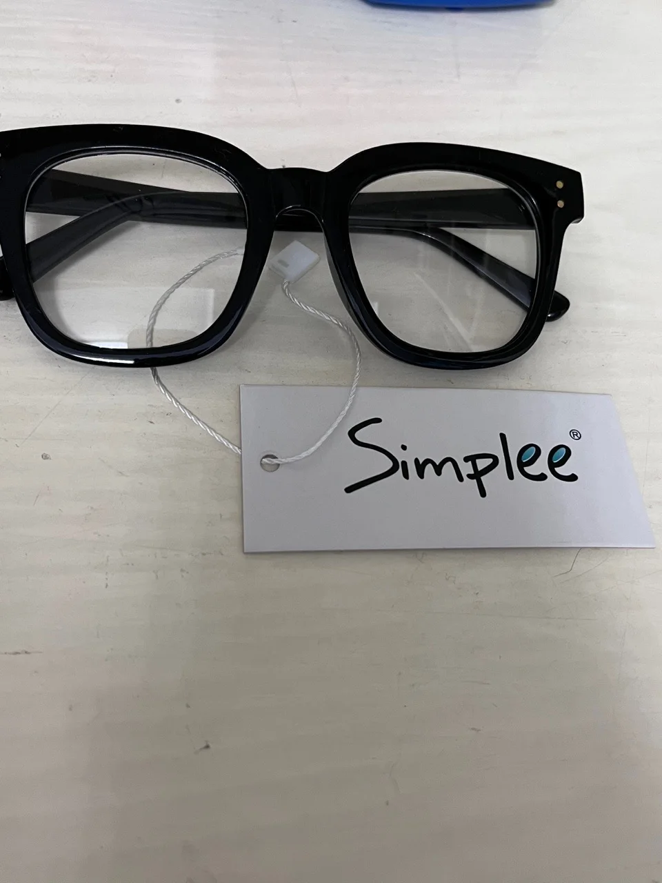 Simplee Luxury Rectangle sunglasses women brand designer eyeglasses retro cat Female eye Eyewear
Simplee Luxury Rectangle sunglasses women brand designer eyeglasses retro cat Female eye Eyewear