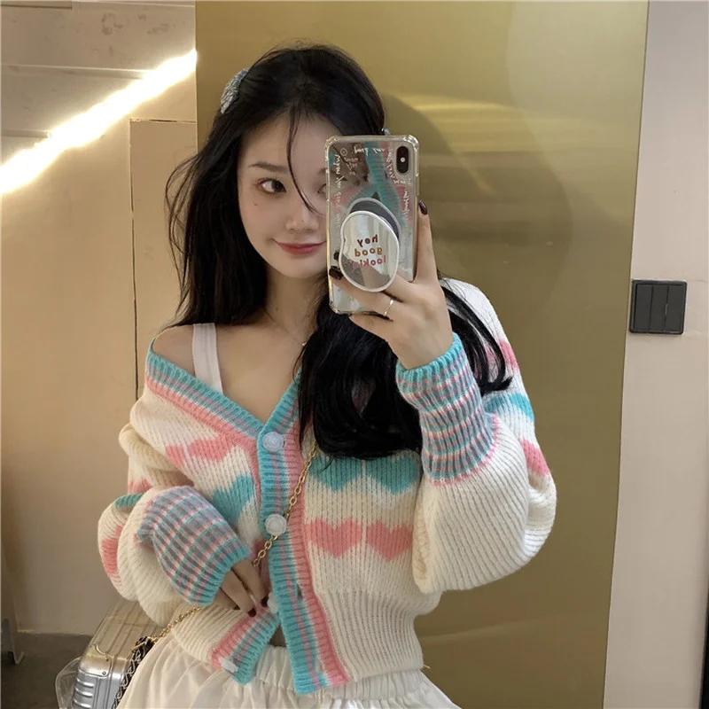 Hot sale Sweet Love V-neck Sweater Cardigans Women Fresh Autumn New Cropped Knitted Jackets Long Sleeve Button Up Sweater Female
Hot sale Sweet Love V-neck Sweater Cardigans Women Fresh Autumn New Cropped Knitted Jackets Long Sleeve Button Up Sweater Female