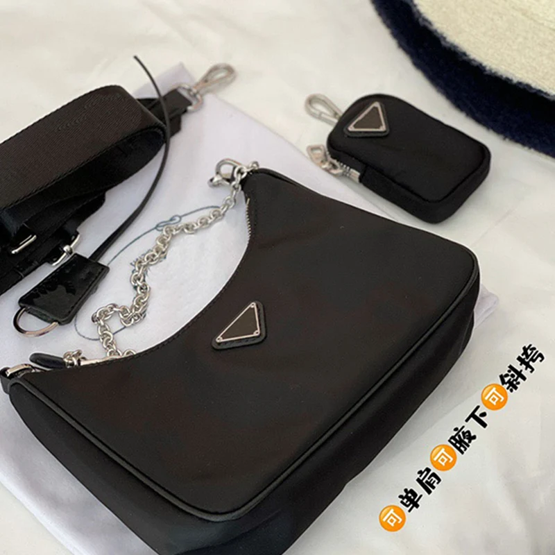 2022 women's bag three-in-one bag with box hobo underarm bag nylon middle-aged ken bean hand chain single shoulder messenger bag
2022 women's bag three-in-one bag with box hobo underarm bag nylon middle-aged ken bean hand chain single shoulder messenger bag