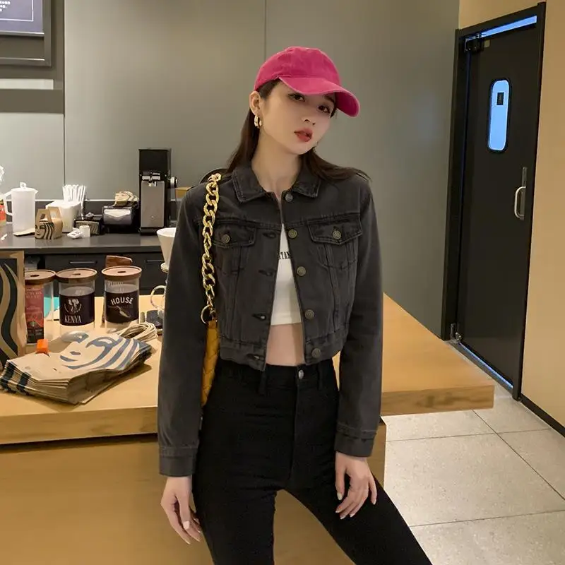 Autumn Winter New Women Denim Coats Design Sense Stitching Lapel Short Jacket Large Size Loose Casual Top Elegant Lady Clothing 
Autumn Winter New Women Denim Coats Design Sense Stitching Lapel Short Jacket Large Size Loose Casual Top Elegant Lady Clothing