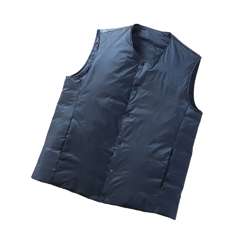 Мужской пуховик с V-образным вырезом, без рукавов
Мужской пуховик с V-образным вырезом, без рукавов