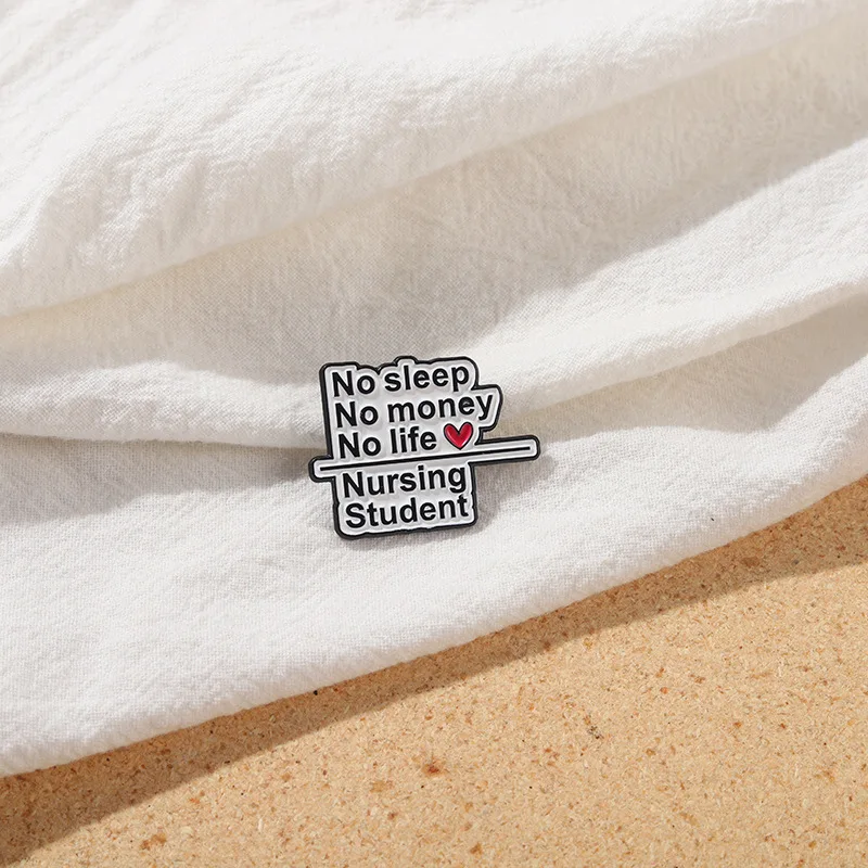 New Alloy Letter Series Brooch European American Style Brooch Fashion High Quality Enamel Pins Delicate Wild Lapel Pins
New Alloy Letter Series Brooch European American Style Brooch Fashion High Quality Enamel Pins Delicate Wild Lapel Pins