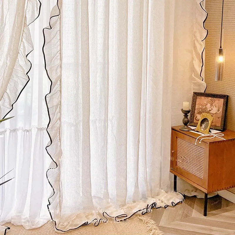 Бежевые прозрачные шторы Тияна
Бежевые прозрачные шторы Тияна