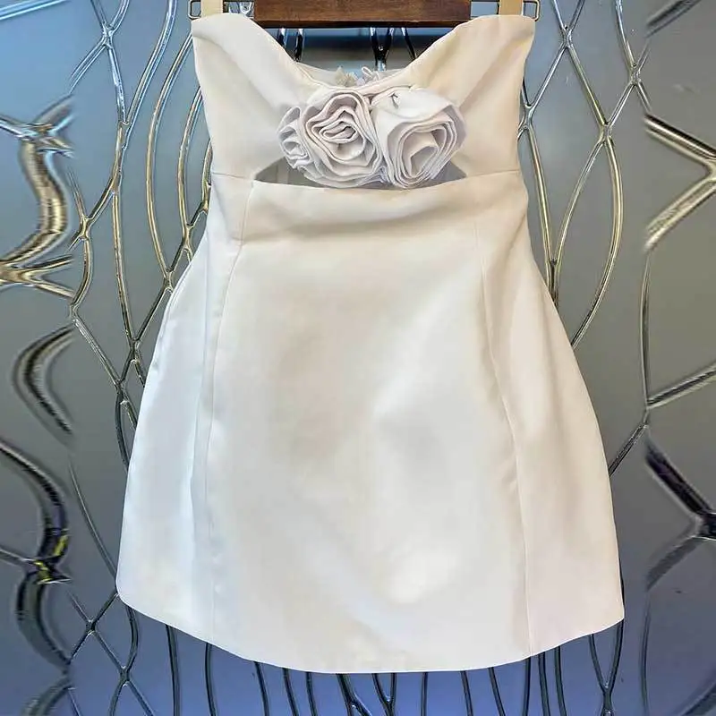 23Fashionable Solid Color Bra Dress New Hollow Out 3D Flower Mini Dresses Sexy Back Zipper Elegant Women's White Clothing 2Color
23Fashionable Solid Color Bra Dress New Hollow Out 3D Flower Mini Dresses Sexy Back Zipper Elegant Women's White Clothing 2Color