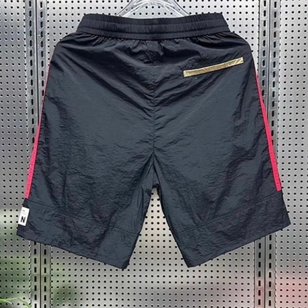 Breathable Men's Sport Shorts Elastic Waist Quick Dry Knee Length for Summer Activities with Soft Contrast Color Design
Breathable Men's Sport Shorts Elastic Waist Quick Dry Knee Length for Summer Activities with Soft Contrast Color Design