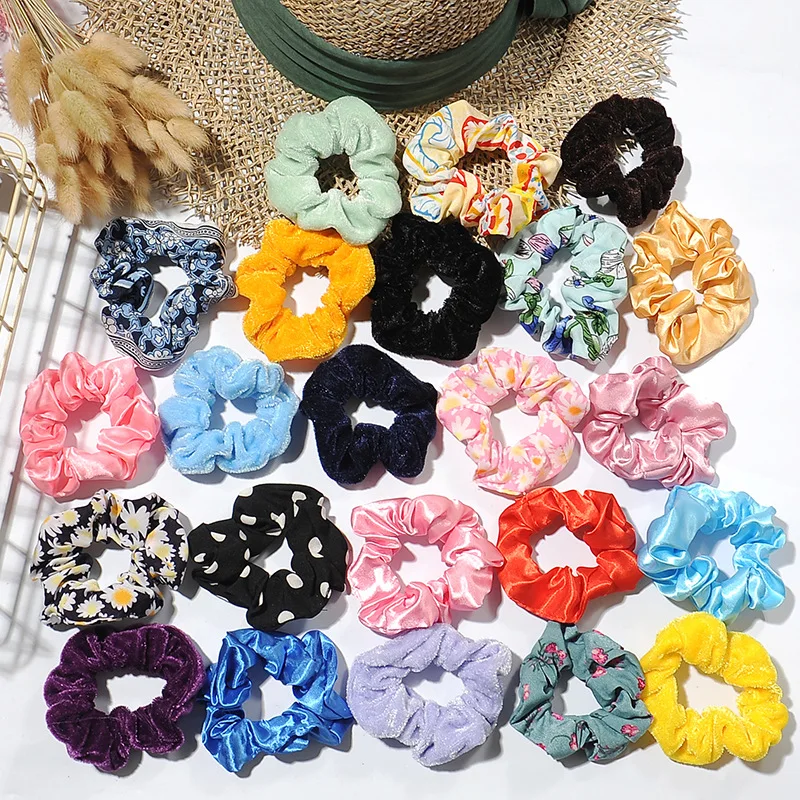 Random Color Simple High Elasticity Large Intestine Hair Ring Girl Hair Accessoires Free Shipping
Random Color Simple High Elasticity Large Intestine Hair Ring Girl Hair Accessoires Free Shipping