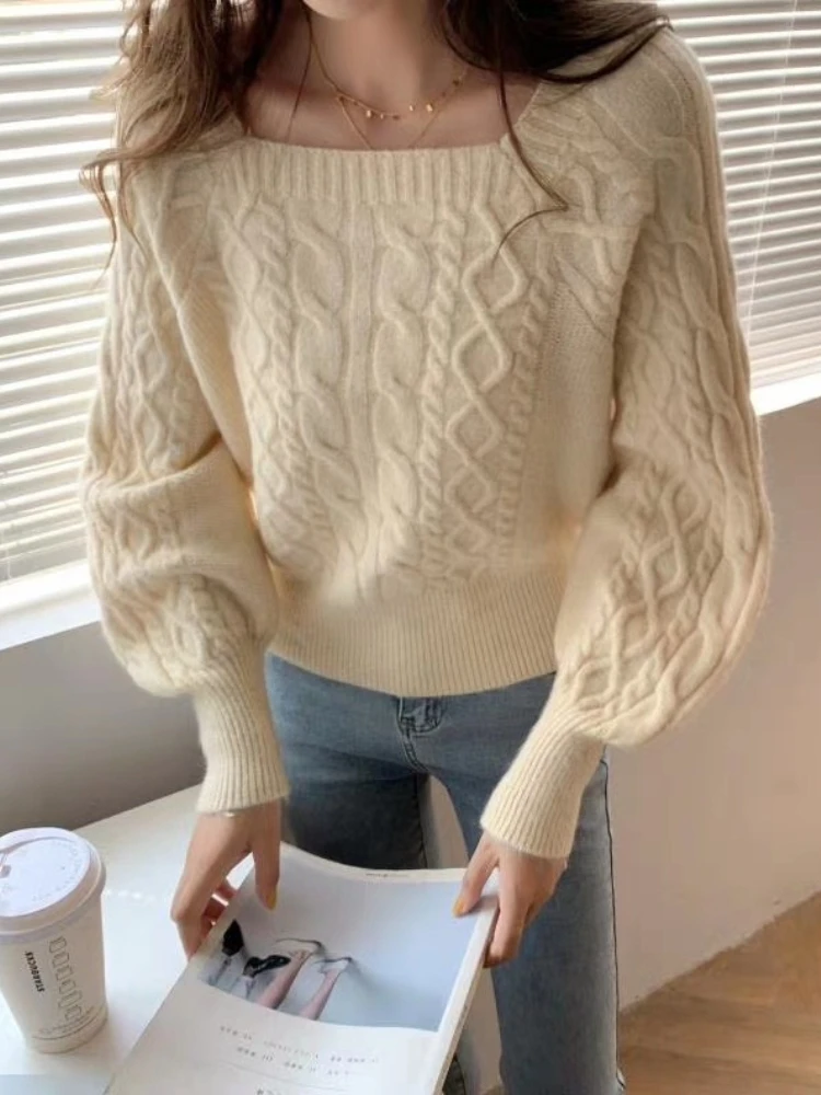 Autumn and winter new Korean version of loose square collar sweater female twist wear waist slimming knitwear
Autumn and winter new Korean version of loose square collar sweater female twist wear waist slimming knitwear