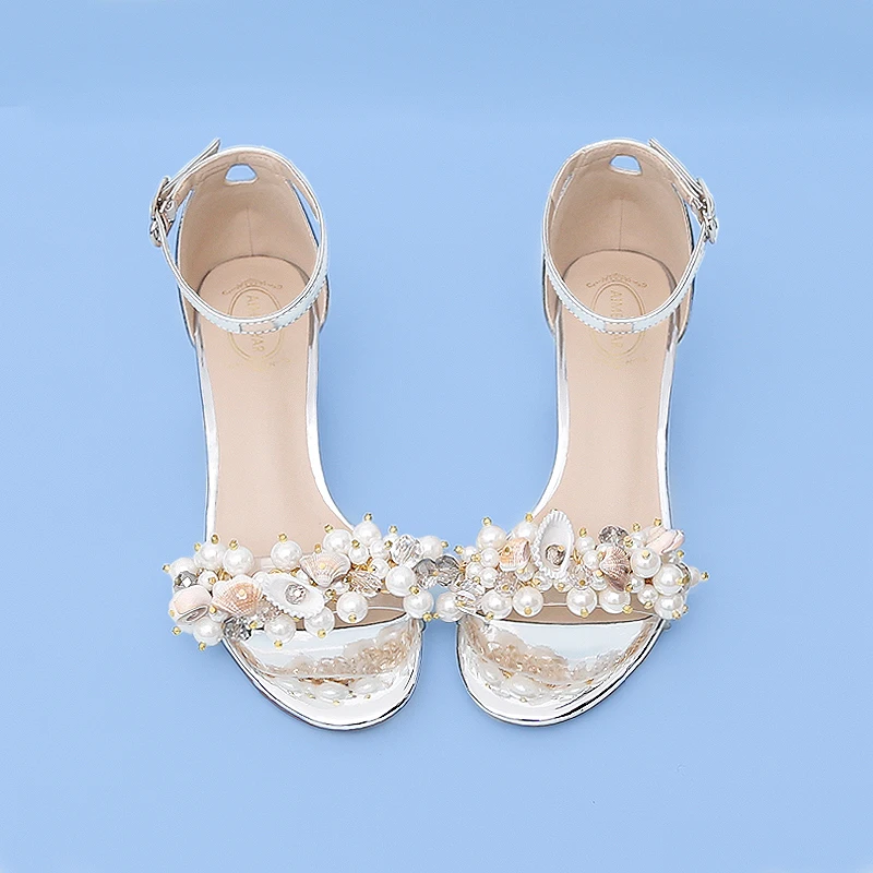 Silver Summer Thick Heel Women's Shoes Pearl Natural Shell Rhinestone Street Open Toe Commuter Daily Student Sandals New
Silver Summer Thick Heel Women's Shoes Pearl Natural Shell Rhinestone Street Open Toe Commuter Daily Student Sandals New