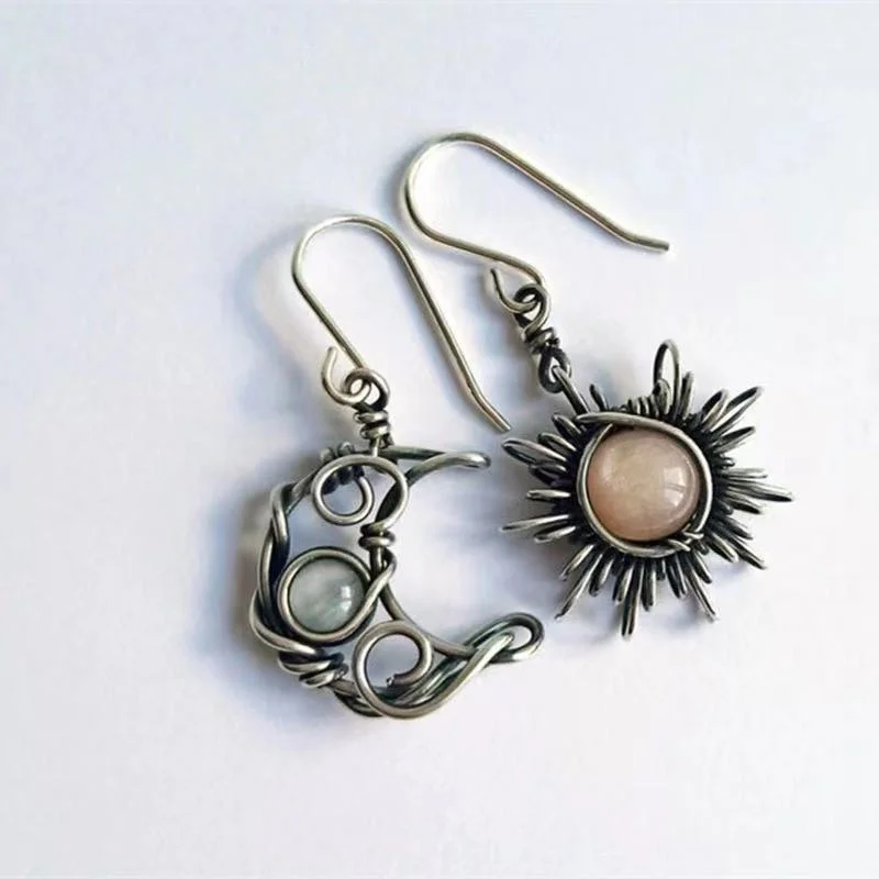 Fashion Bohemia Sun And Moon Earrings Silver Color Round Crystal Drop Earrings Women Female Boho Jewelry Gift For Her
Fashion Bohemia Sun And Moon Earrings Silver Color Round Crystal Drop Earrings Women Female Boho Jewelry Gift For Her