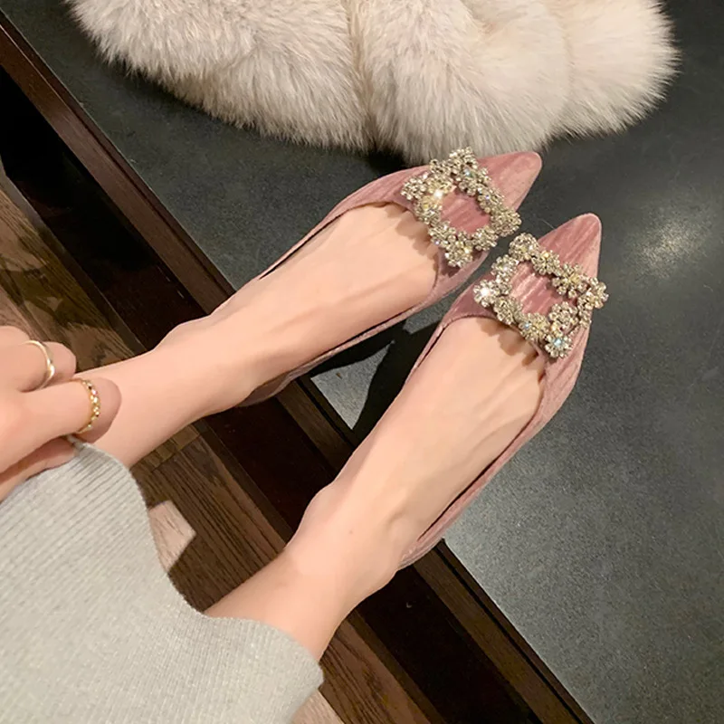 Snowflake Crystal Women Shoes Two Heel Heights Sexy Pointed Toe Square Buckle Sweet Ladies Shoes Casual Party Tenis Feminino
Snowflake Crystal Women Shoes Two Heel Heights Sexy Pointed Toe Square Buckle Sweet Ladies Shoes Casual Party Tenis Feminino