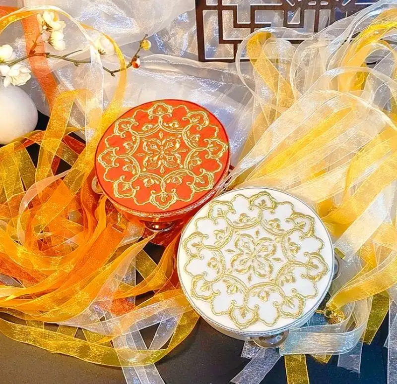 1Pc Dunhuang Style Ribbon Tambourine Percussion Musical Instrument Tambourine Hanfu Cosplay Photography Dance Prop
1Pc Dunhuang Style Ribbon Tambourine Percussion Musical Instrument Tambourine Hanfu Cosplay Photography Dance Prop