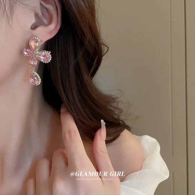 Butterfly Earrings for Women Vintage Dangle Drop Earings Girls Sweet and Cool Style 2022 Trend Jewelry
Butterfly Earrings for Women Vintage Dangle Drop Earings Girls Sweet and Cool Style 2022 Trend Jewelry
