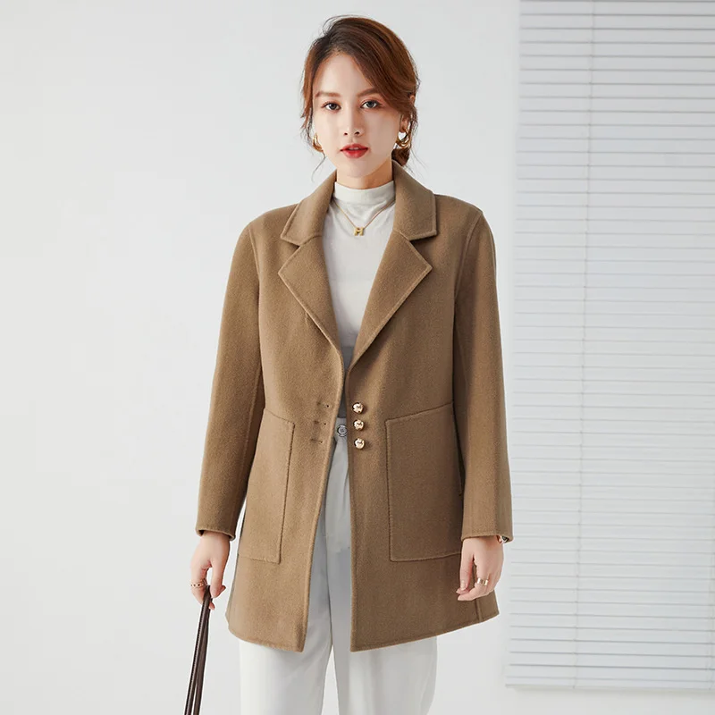 Autumn and winter 21 new 100 wool double faced nylon coat women's medium long single breasted suit coat woolen coat
Autumn and winter 21 new 100 wool double faced nylon coat women's medium long single breasted suit coat woolen coat