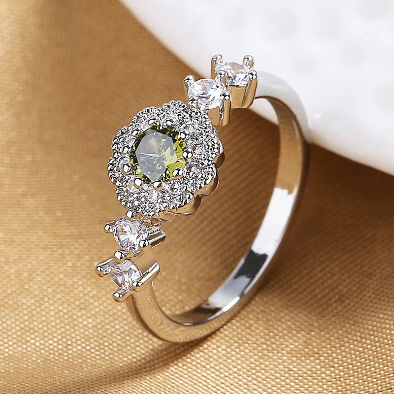 MODOMA Luxury Olive Green Zircon Wedding Rings For Women Vintage Flowers Design Engagement Finger Ring Female Silver Jewelry
MODOMA Luxury Olive Green Zircon Wedding Rings For Women Vintage Flowers Design Engagement Finger Ring Female Silver Jewelry
