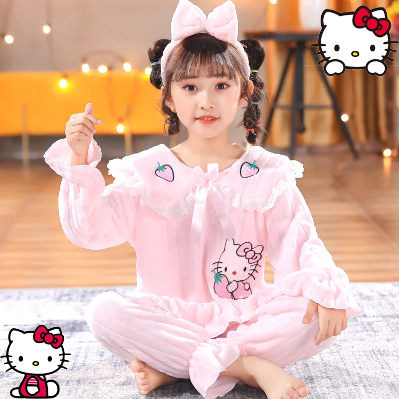 Sanrios KT Kawaii Мультфильм фланелевая флисовая девочка детская одежда для сна аниме плюшевый пижамный комплект повседневная одежда для осени зимы женский подарок 
Sanrios KT Kawaii Мультфильм фланелевая флисовая девочка детская одежда для сна аниме плюшевый пижамный комплект повседневная одежда для осени зимы женский подарок