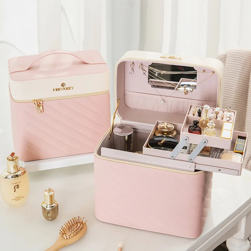 Korean PU custom travel cosmetic bag professional portable cosmetic case cosmetic jewelry storage box nail box
Korean PU custom travel cosmetic bag professional portable cosmetic case cosmetic jewelry storage box nail box
