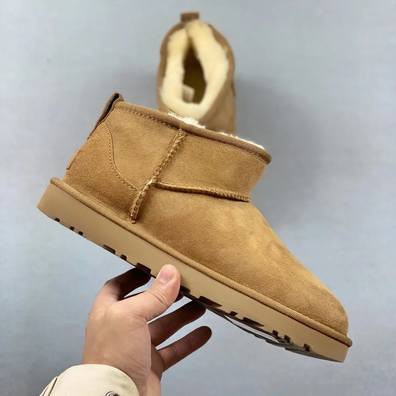 Man and Women Winter Short Boots Super Mini Winter Boots Fur Ladies Snow Boots Real Sheepskin Wool Low-cut Warm Fur Shoes
Man and Women Winter Short Boots Super Mini Winter Boots Fur Ladies Snow Boots Real Sheepskin Wool Low-cut Warm Fur Shoes