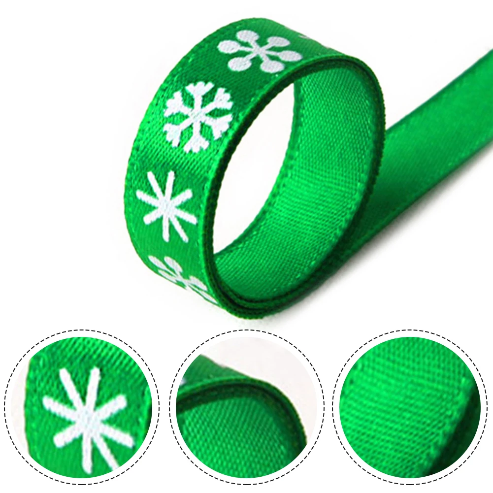 Festive Packaging Christmas Ribbon 10mm Green Soft Can Be Used To Twine The Decorated Christmas Tree Brand New
Festive Packaging Christmas Ribbon 10mm Green Soft Can Be Used To Twine The Decorated Christmas Tree Brand New