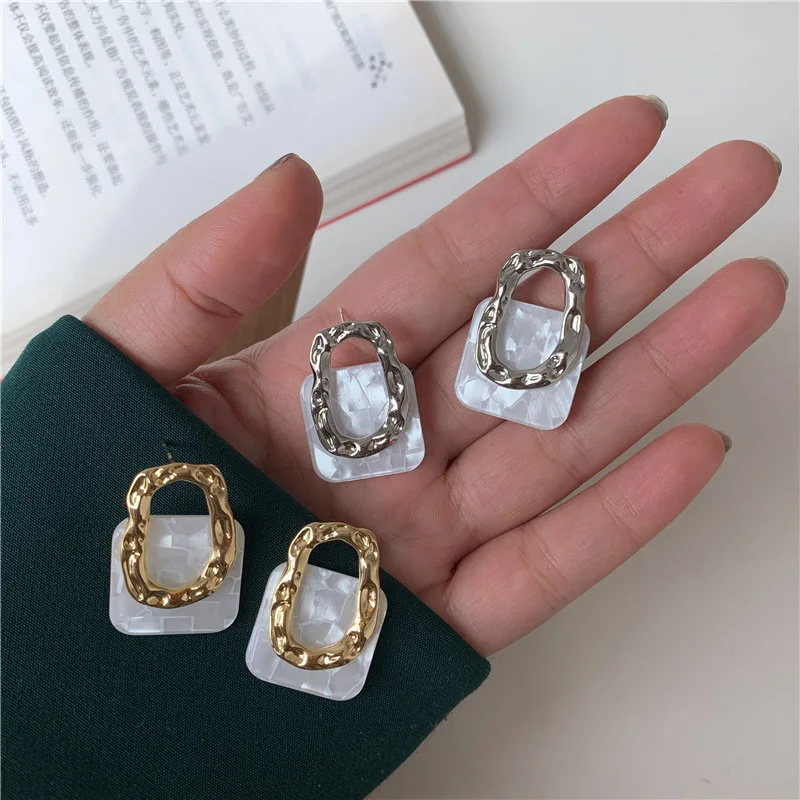Korea Acrylic Resin Geometric Square Hanging Stud Earrings New Fashion Hollow Metal Trendy Earrings 2021 Jewelry Gift
Korea Acrylic Resin Geometric Square Hanging Stud Earrings New Fashion Hollow Metal Trendy Earrings 2021 Jewelry Gift