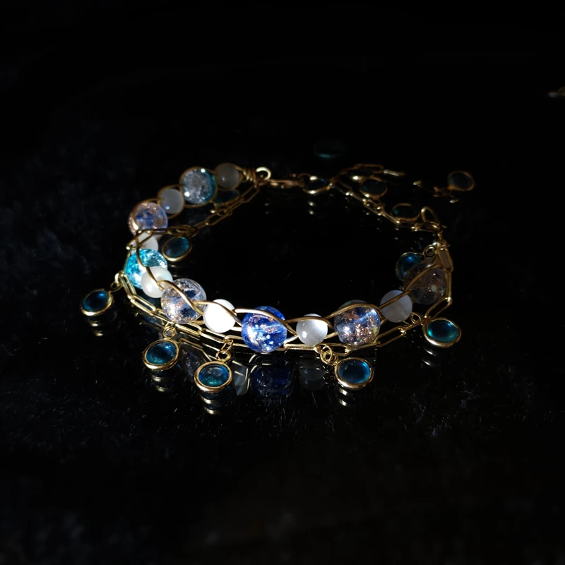 Hot Anime Genshin Impact Kaeya Snowflake Bracelets Blue Natural Beads Bracelet Kamisato Ayato Women Moonstone Stone Bead Jewelry
Hot Anime Genshin Impact Kaeya Snowflake Bracelets Blue Natural Beads Bracelet Kamisato Ayato Women Moonstone Stone Bead Jewelry