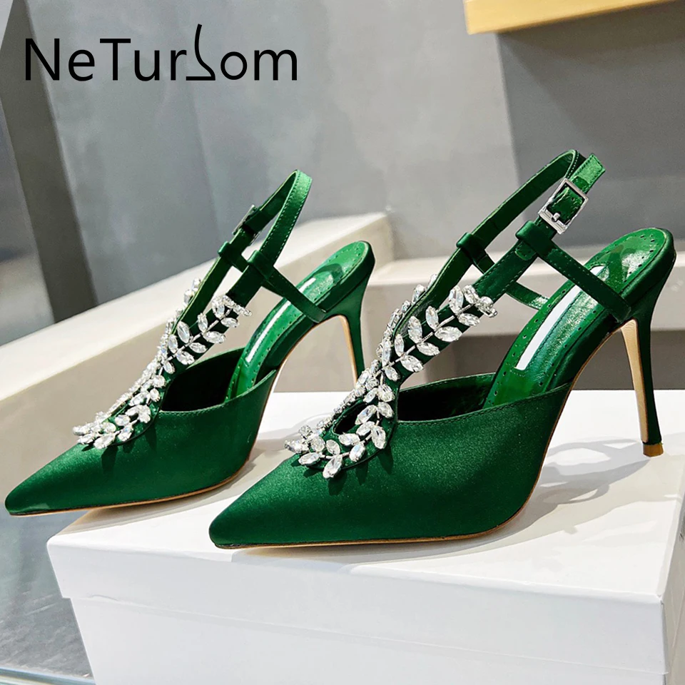 Туфли-лодочки женские с острым носком, Хрустальный цветок, Мюллер, драгоценный камень, алмаз, высокий тонкий каблук, туфли-лодочки, элегантная модель на весну-лето
Туфли-лодочки женские с острым носком, Хрустальный цветок, Мюллер, драгоценный камень, алмаз, высокий тонкий каблук, туфли-лодочки, элегантная модель на весну-лето