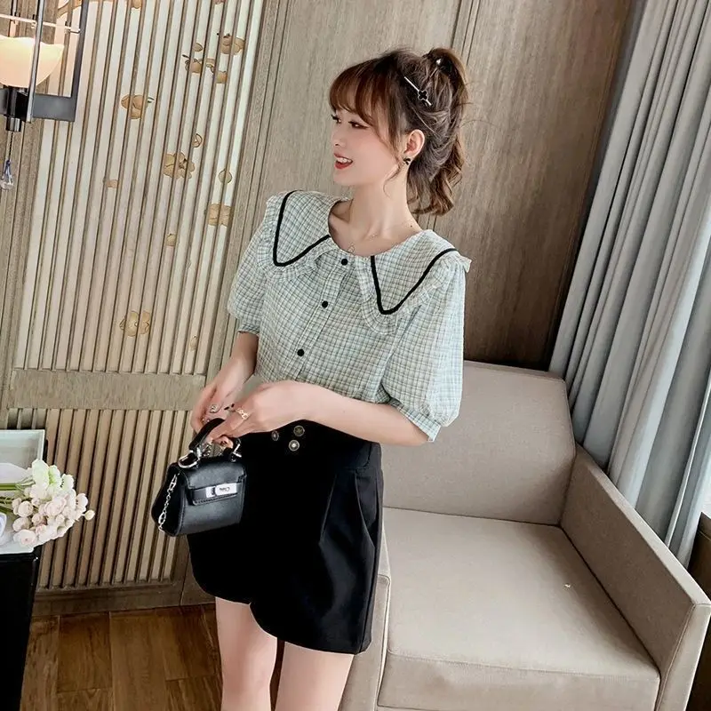 Women 2022 Summer New Fashion Clothes Set Female Retro Plaid Short Sleeve Casual Shirt and Shorts Two Piece Matching Suit I44
Women 2022 Summer New Fashion Clothes Set Female Retro Plaid Short Sleeve Casual Shirt and Shorts Two Piece Matching Suit I44