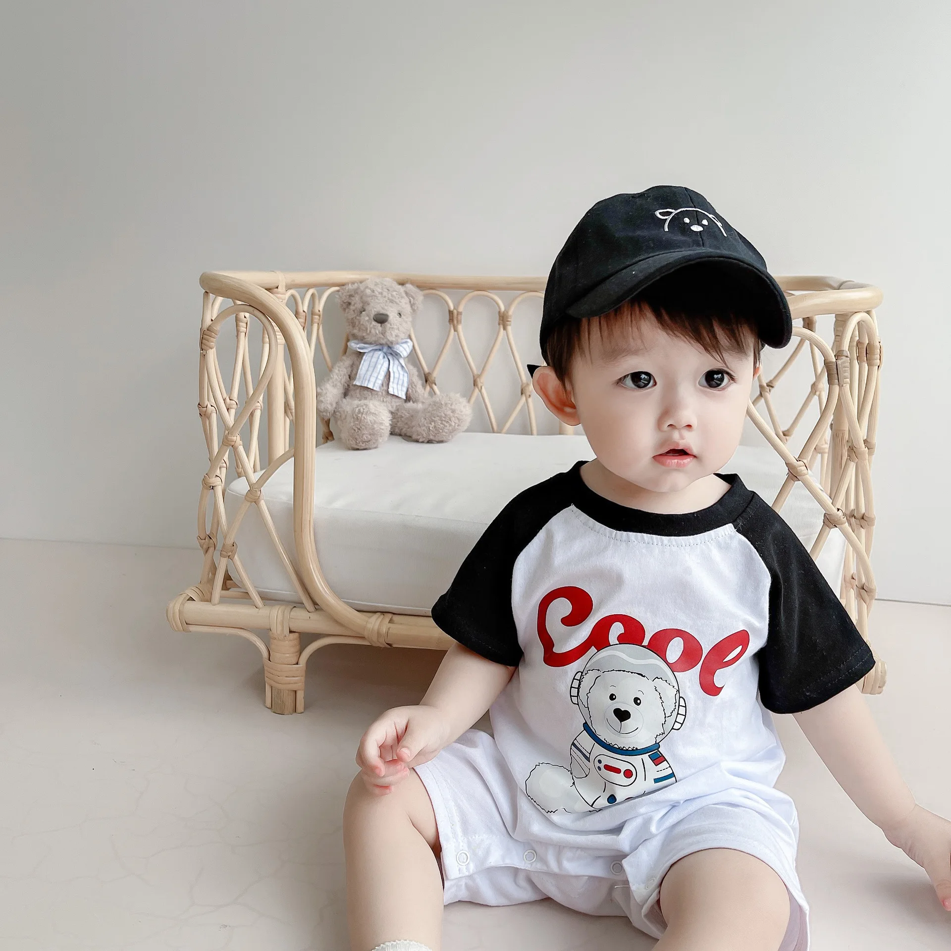 Baby Summer Romper Newborn Half-sleeved Clothes Little Boy Baby Outside Thin Cartoon Cute Romper 2022 Summer
Baby Summer Romper Newborn Half-sleeved Clothes Little Boy Baby Outside Thin Cartoon Cute Romper 2022 Summer