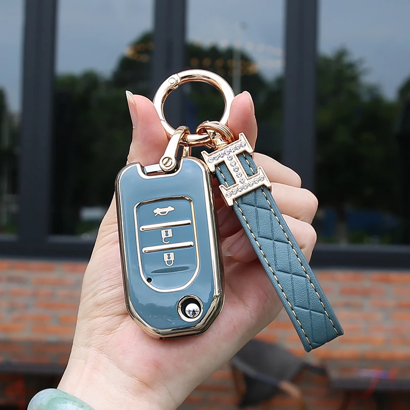 Suitable For Honda Accord Car Civic CR-V HR-V HRV Crider Jade Odyssey Fit Car TPU Folding Key Case Protective Buckle
Suitable For Honda Accord Car Civic CR-V HR-V HRV Crider Jade Odyssey Fit Car TPU Folding Key Case Protective Buckle