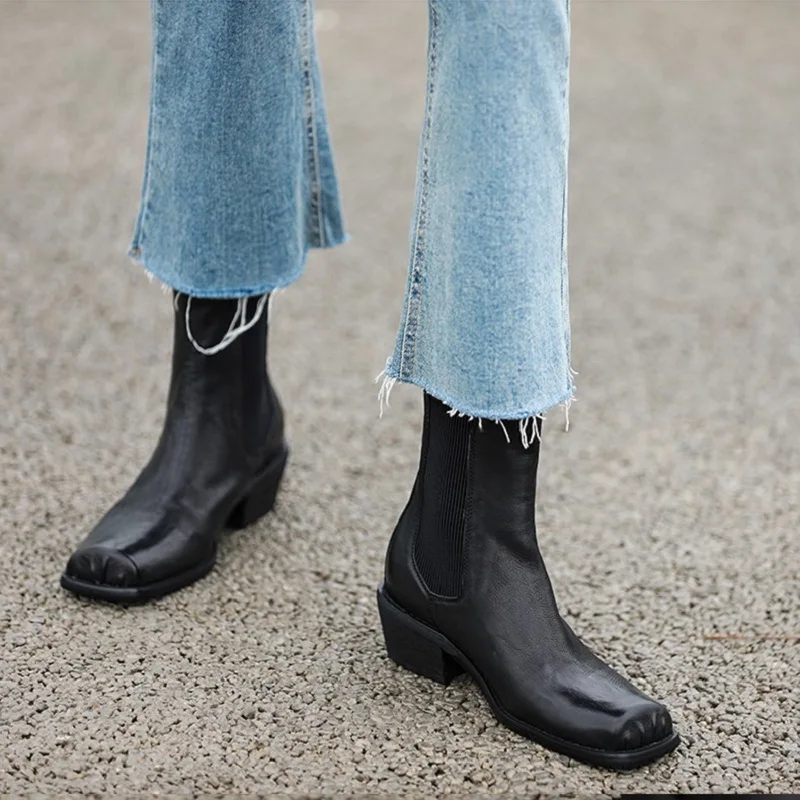 Ankle Boots Retro Style Winter ShoesSlip On Spring Autumn Botas Short Boots Square Heel Woman Square Toe Cowhide Vintage Shoes
Ankle Boots Retro Style Winter ShoesSlip On Spring Autumn Botas Short Boots Square Heel Woman Square Toe Cowhide Vintage Shoes