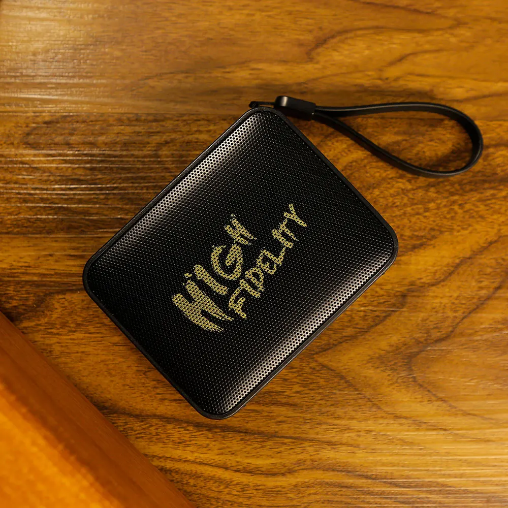 Original Waterproof Anti-fall Portable Bluetooth Speaker Outdoor Stereo Wireless Bass Column Loudspeaker Support TF Card FM Radi
Original Waterproof Anti-fall Portable Bluetooth Speaker Outdoor Stereo Wireless Bass Column Loudspeaker Support TF Card FM Radi