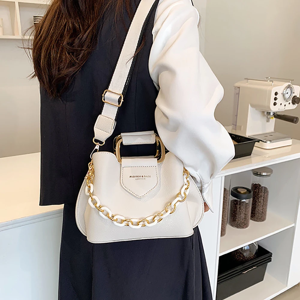 Women's Single Shoulder Bags New Solid Color Chain Cross Body Wide Strap Top-Handle Fashion Design Casual Bucket Bag for Female
Women's Single Shoulder Bags New Solid Color Chain Cross Body Wide Strap Top-Handle Fashion Design Casual Bucket Bag for Female