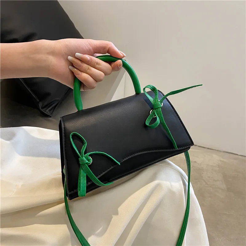 Women's bag new 2022 hourglass bag fashion niche design handbag personality ins Korean style one shoulder messenger bag
Women's bag new 2022 hourglass bag fashion niche design handbag personality ins Korean style one shoulder messenger bag