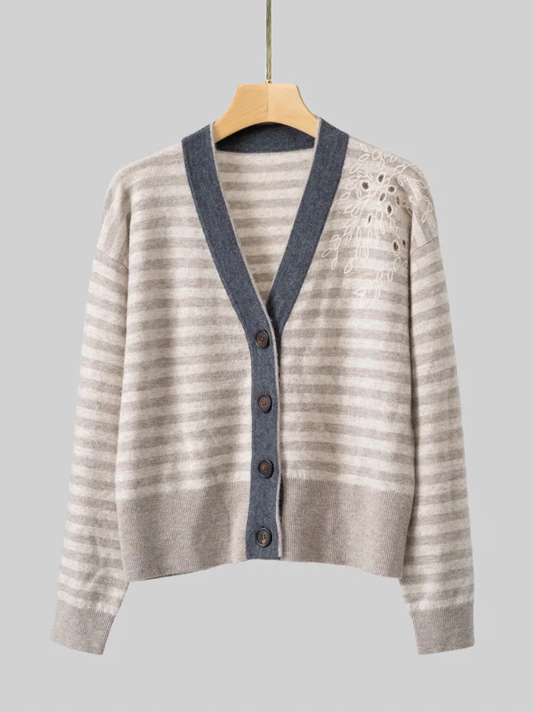 Women Sweater Striped Knitted Cardigan Embroidery V-neck Hollow Out Single Breasted Coat Cashmere Casual 
Women Sweater Striped Knitted Cardigan Embroidery V-neck Hollow Out Single Breasted Coat Cashmere Casual
