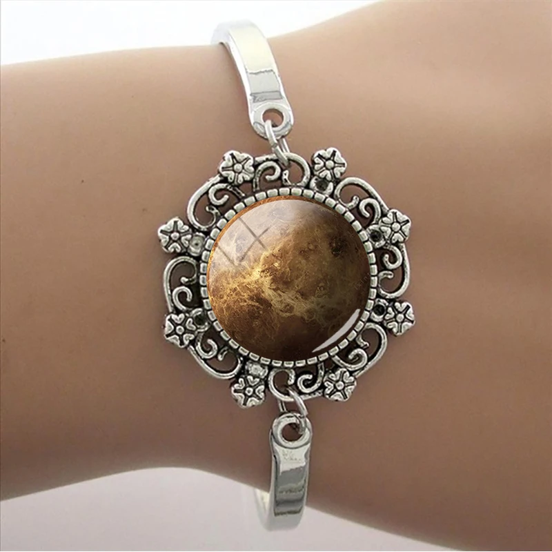Wholesale Gifts Handmade Lace Bracelet Planet Photo Glass Dome Bracelet Charms Jewelry for Friend Decoration Personality FHW640
Wholesale Gifts Handmade Lace Bracelet Planet Photo Glass Dome Bracelet Charms Jewelry for Friend Decoration Personality FHW640