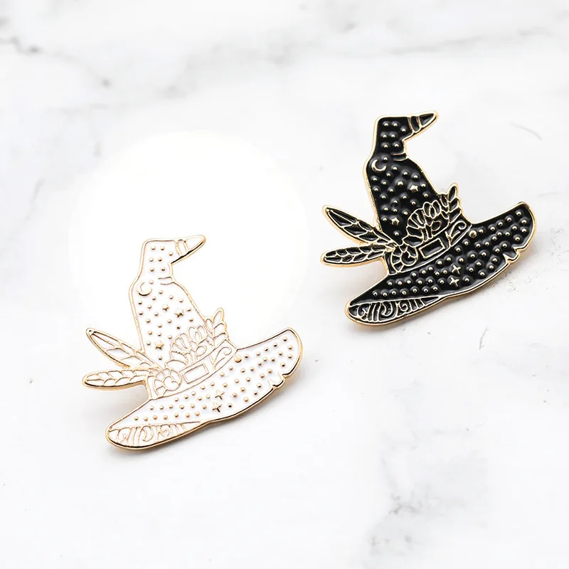 SALeeee Creative cartoon new personality dripping brooch, retro style black and white magic hat brooch,clothing bag accessories
SALeeee Creative cartoon new personality dripping brooch, retro style black and white magic hat brooch,clothing bag accessories