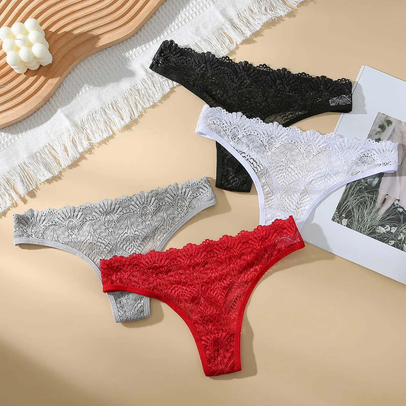 1PCS Ladies Sexy Lingerie Women's Underwear Set High-Quality Lace Embroidery Panties Low-waist Breathable Underpants G String
1PCS Ladies Sexy Lingerie Women's Underwear Set High-Quality Lace Embroidery Panties Low-waist Breathable Underpants G String