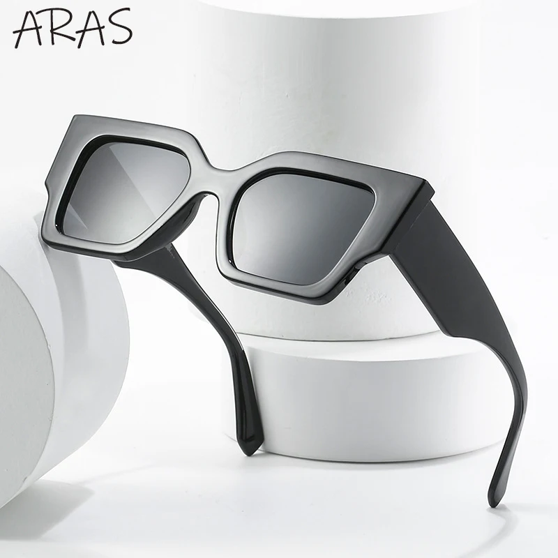 Classic Square Sunglasses Women 2022 New Luxury Brand Big Frame Sun Glasses for Men Fashion Personalized Wide Legs Eyewear Uv400
Classic Square Sunglasses Women 2022 New Luxury Brand Big Frame Sun Glasses for Men Fashion Personalized Wide Legs Eyewear Uv400