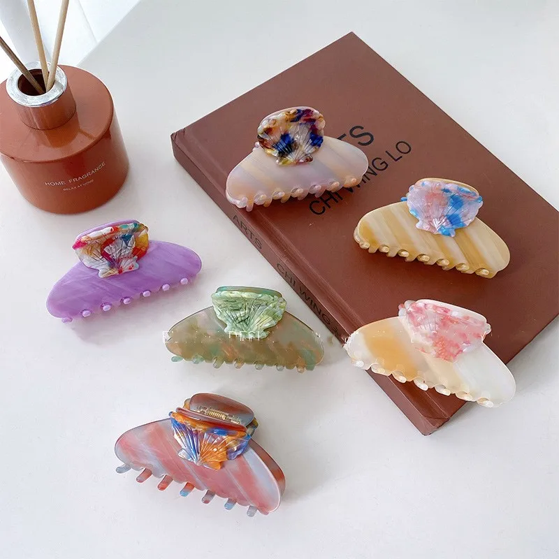 New Retro Acetate Shell Hair Claw Clip Female Fashion Advanced Gradient Headdress Women Chic Hair Clips Accessories for Gifts 
New Retro Acetate Shell Hair Claw Clip Female Fashion Advanced Gradient Headdress Women Chic Hair Clips Accessories for Gifts