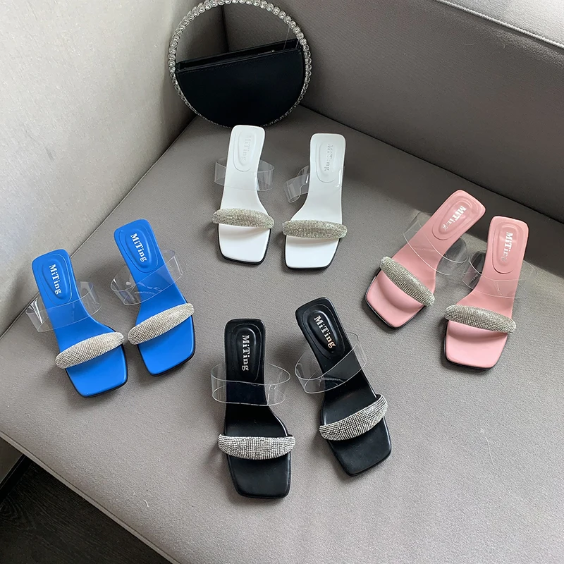 Rhinestone Chain Women Slippers 2022 New Arrivals Black Blue White Pink Summer Outdoor Slides Mules Shoes Thin Mid Heels Slipper
Rhinestone Chain Women Slippers 2022 New Arrivals Black Blue White Pink Summer Outdoor Slides Mules Shoes Thin Mid Heels Slipper