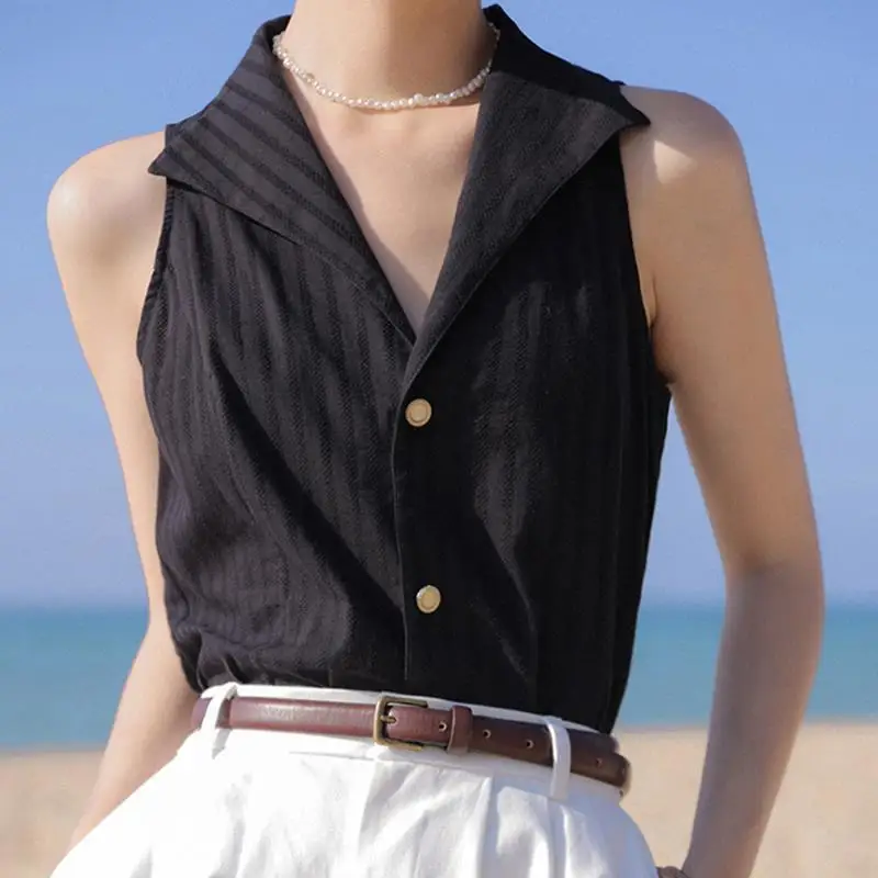 2022 Summer New Sleeveless French Suspender Vest with Shirt Inside, Women's Design Sense, Minority Chiffon Top Outside
2022 Summer New Sleeveless French Suspender Vest with Shirt Inside, Women's Design Sense, Minority Chiffon Top Outside