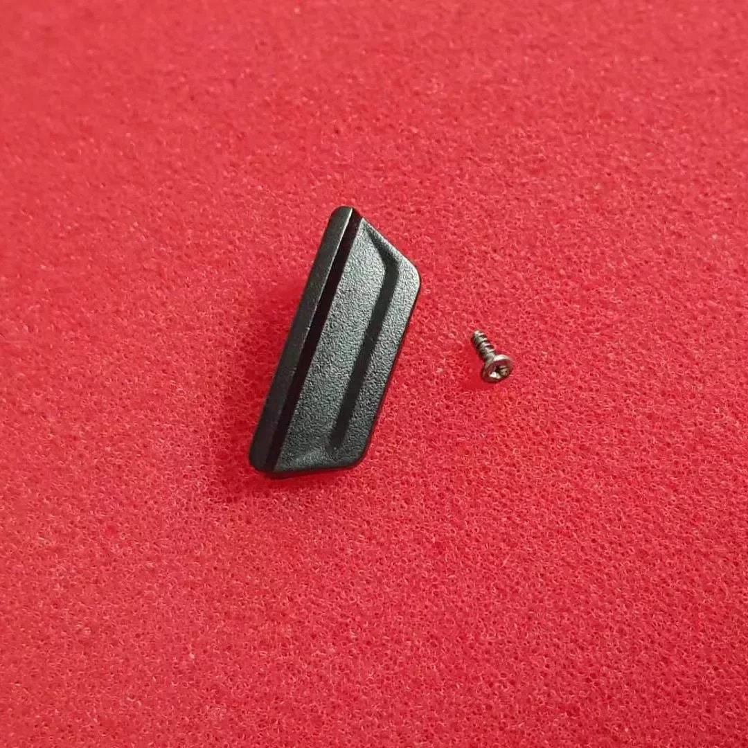 NEW Waterproof Rubber Cap for Garmin Edge 530 Edge 830 USB Original Rubber Bottom interface screw Replacement Parts
NEW Waterproof Rubber Cap for Garmin Edge 530 Edge 830 USB Original Rubber Bottom interface screw Replacement Parts